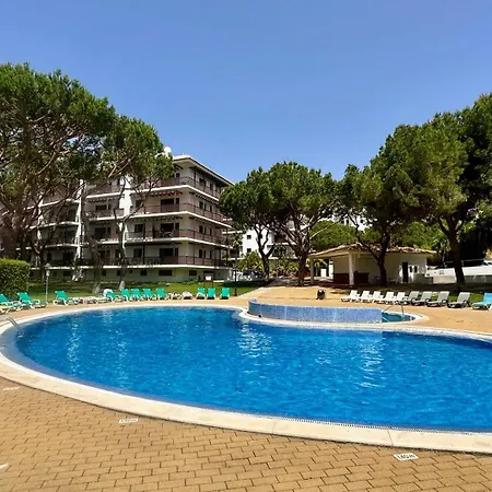 Sun - Shared Pool - 10 Guests - Apartman *
