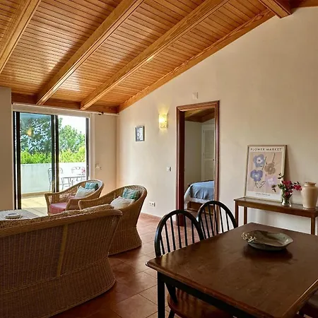 Sun - Shared Pool - 10 Guests - Apartamento Albufeira